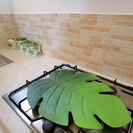 Luxury Sisters House 